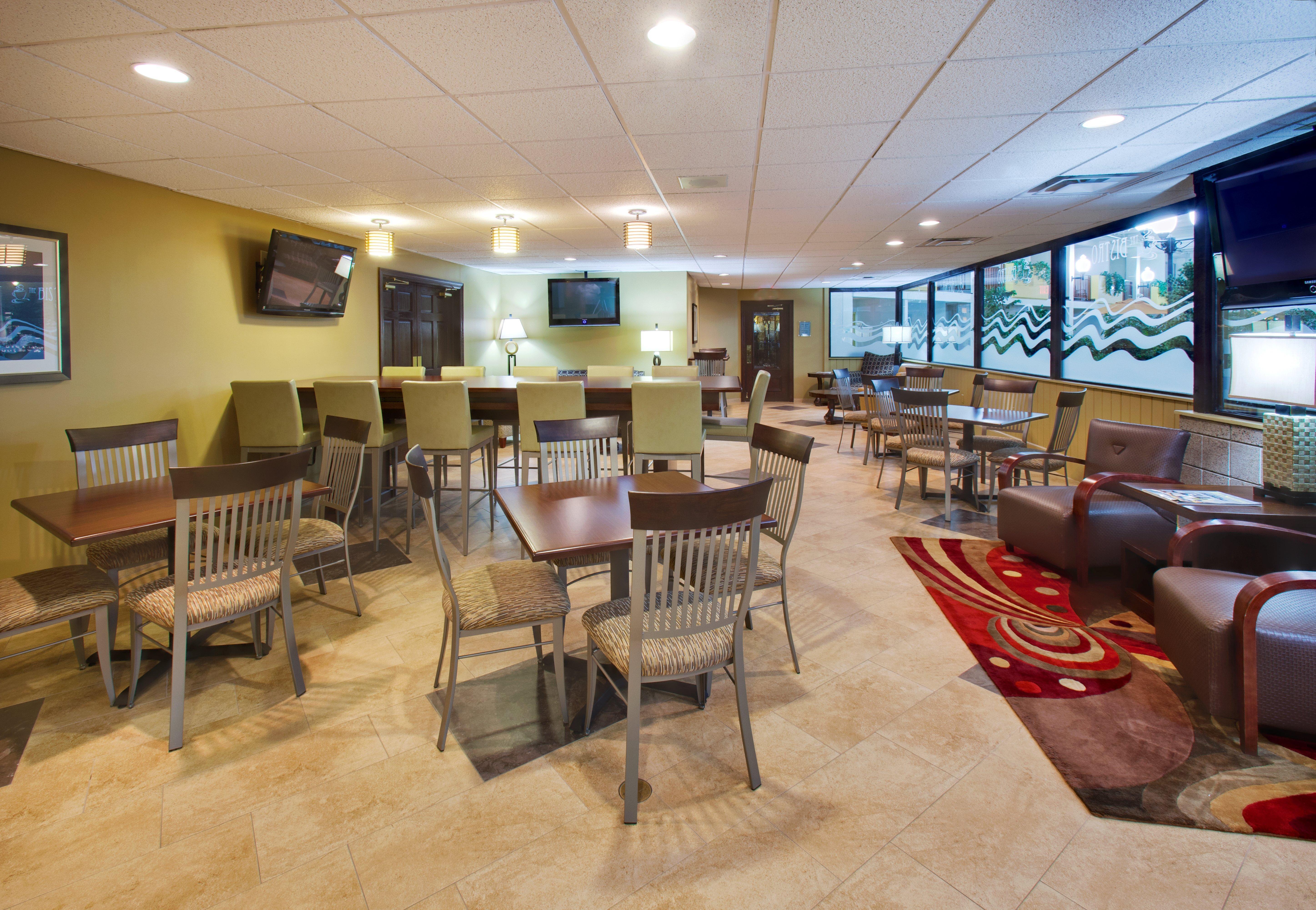 Отель Doubletree By Hilton Austin, Mn Экстерьер фото