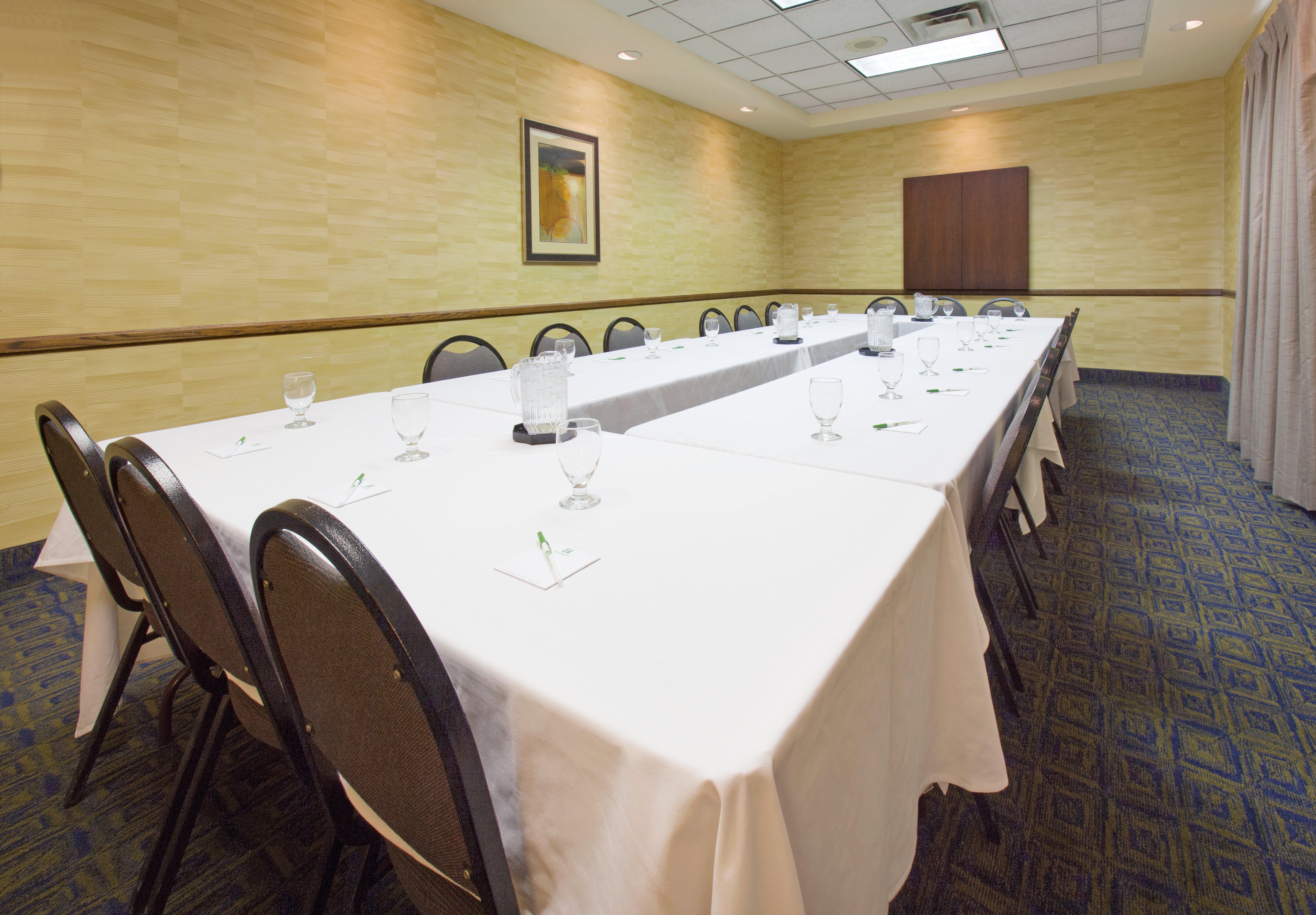 Отель Doubletree By Hilton Austin, Mn Экстерьер фото