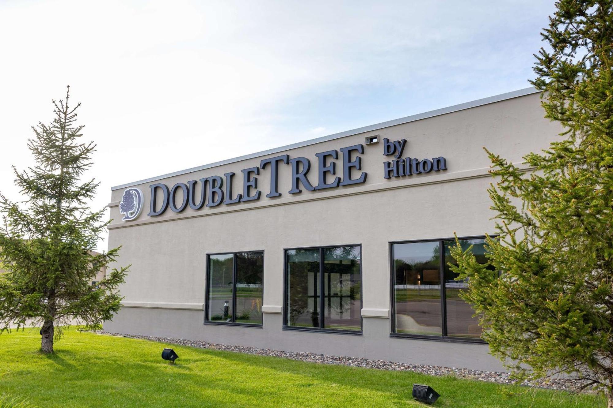 Отель Doubletree By Hilton Austin, Mn Экстерьер фото